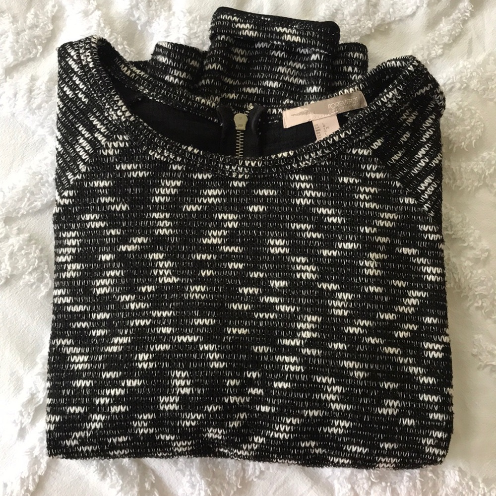 FOREVER 21 Sweater